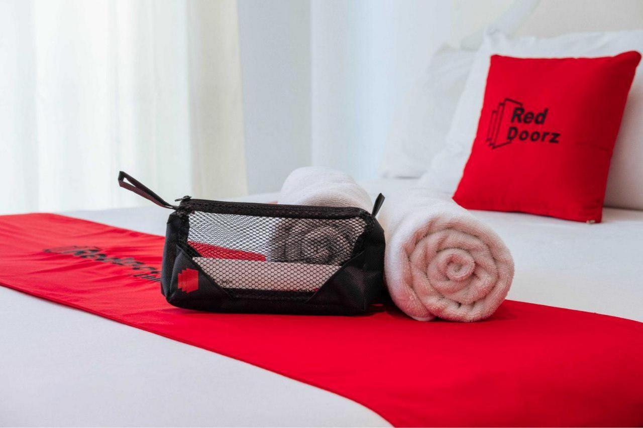 Reddoorz @ Simpang Pos Medan Hotel Exterior photo